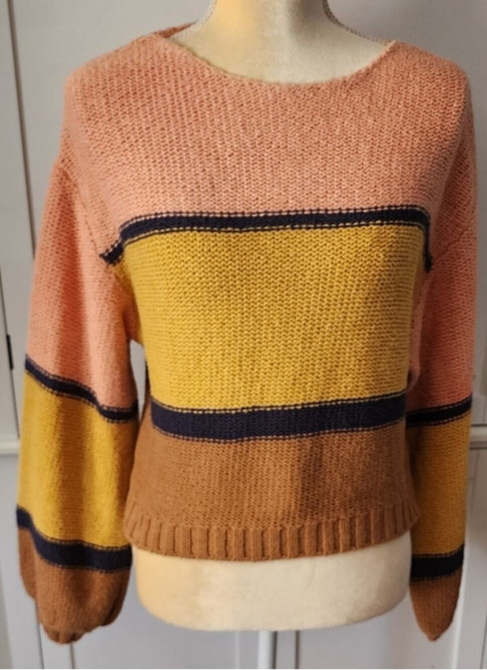 Billabong Multicolored Knit Sweater Size Small
